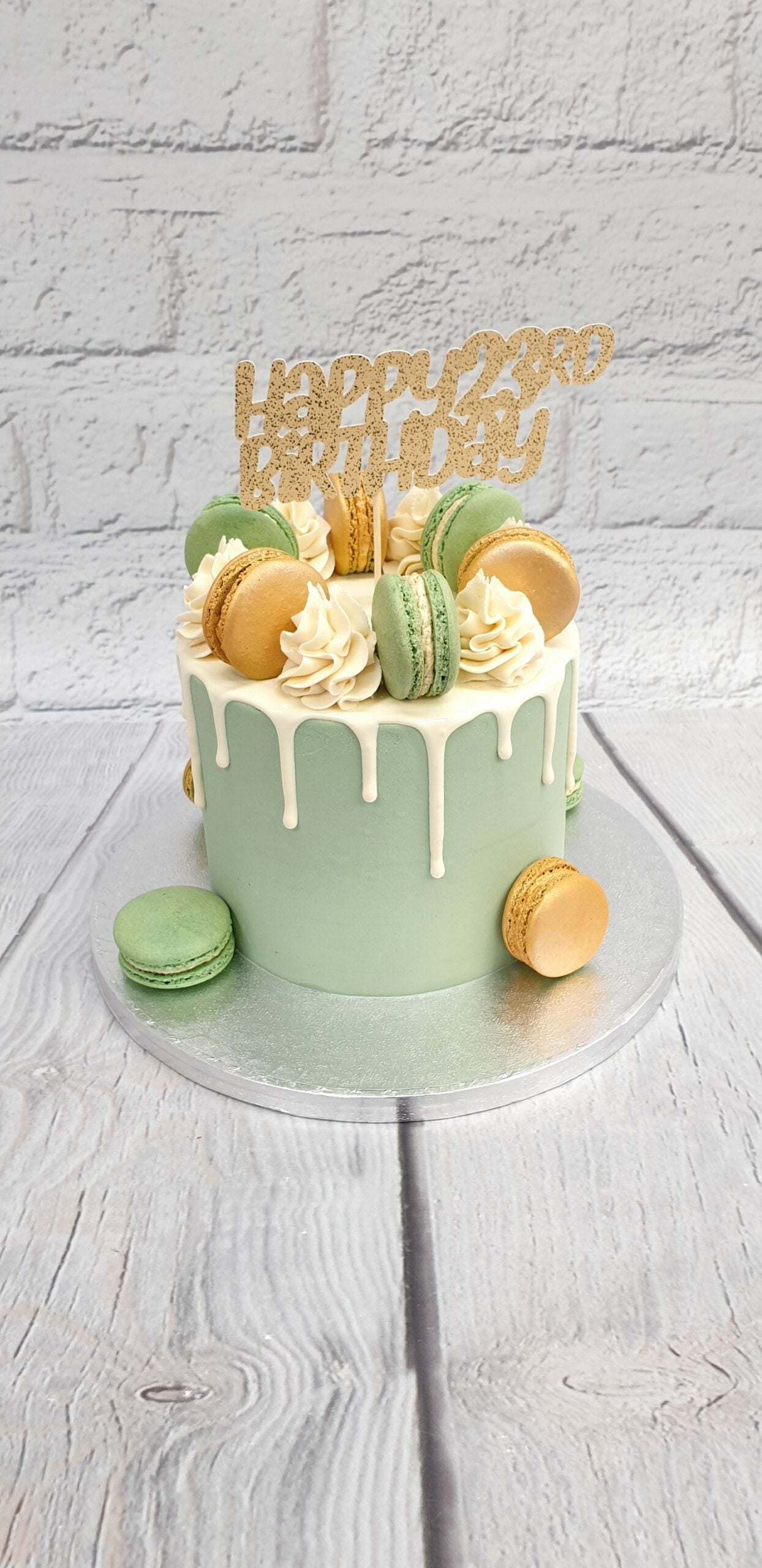 Macaron Cake