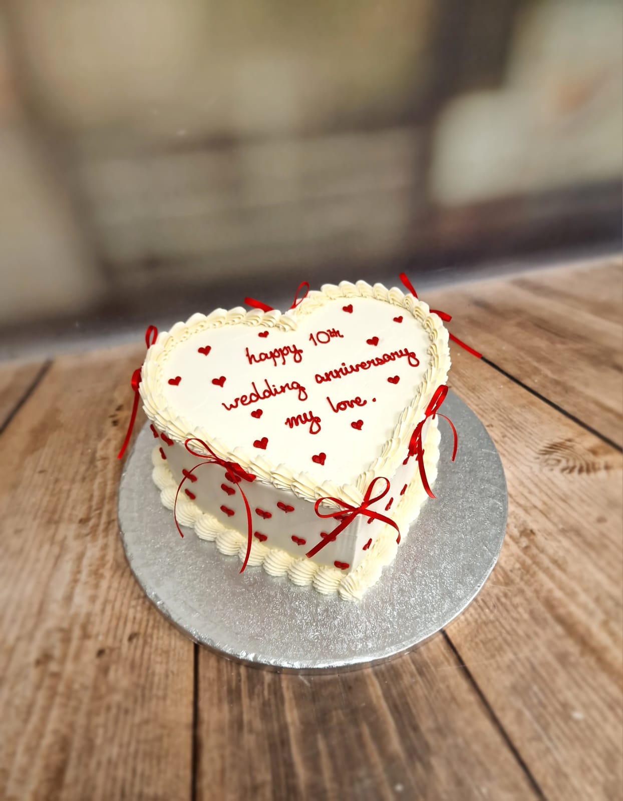 Vintage Style Anniversary Cake